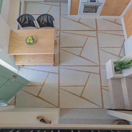 Anestorema House בית נופש *